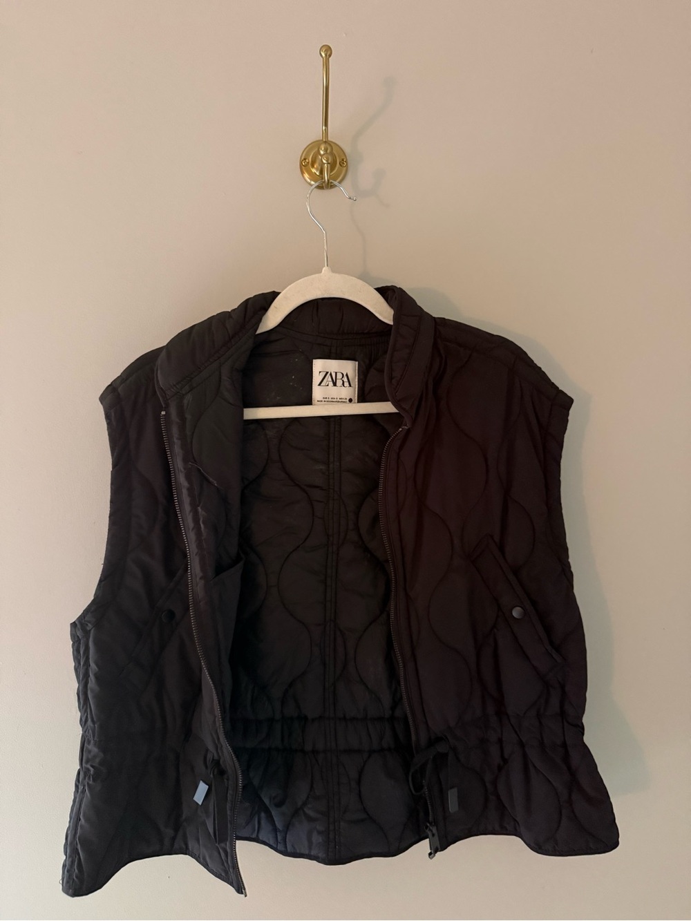 ZARA Black Quilted Puffer Vest with Drawstring Waist